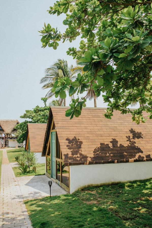 Los Olivos La Playa Hotel Y Restaurante Escuintla Bagian luar foto